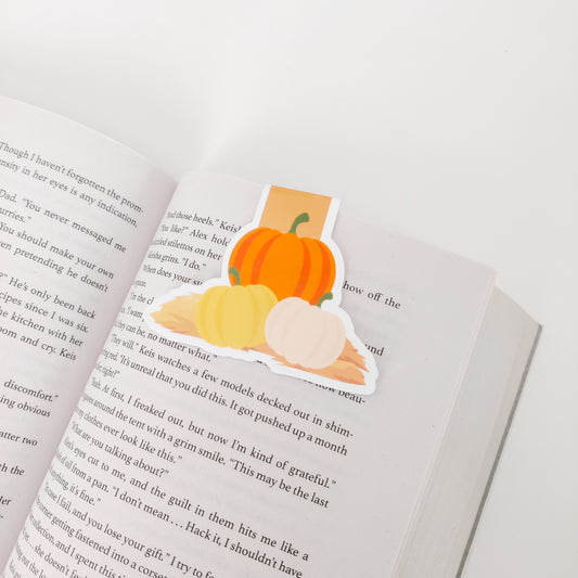 Pumpkin Stack Magnetic Bookmark