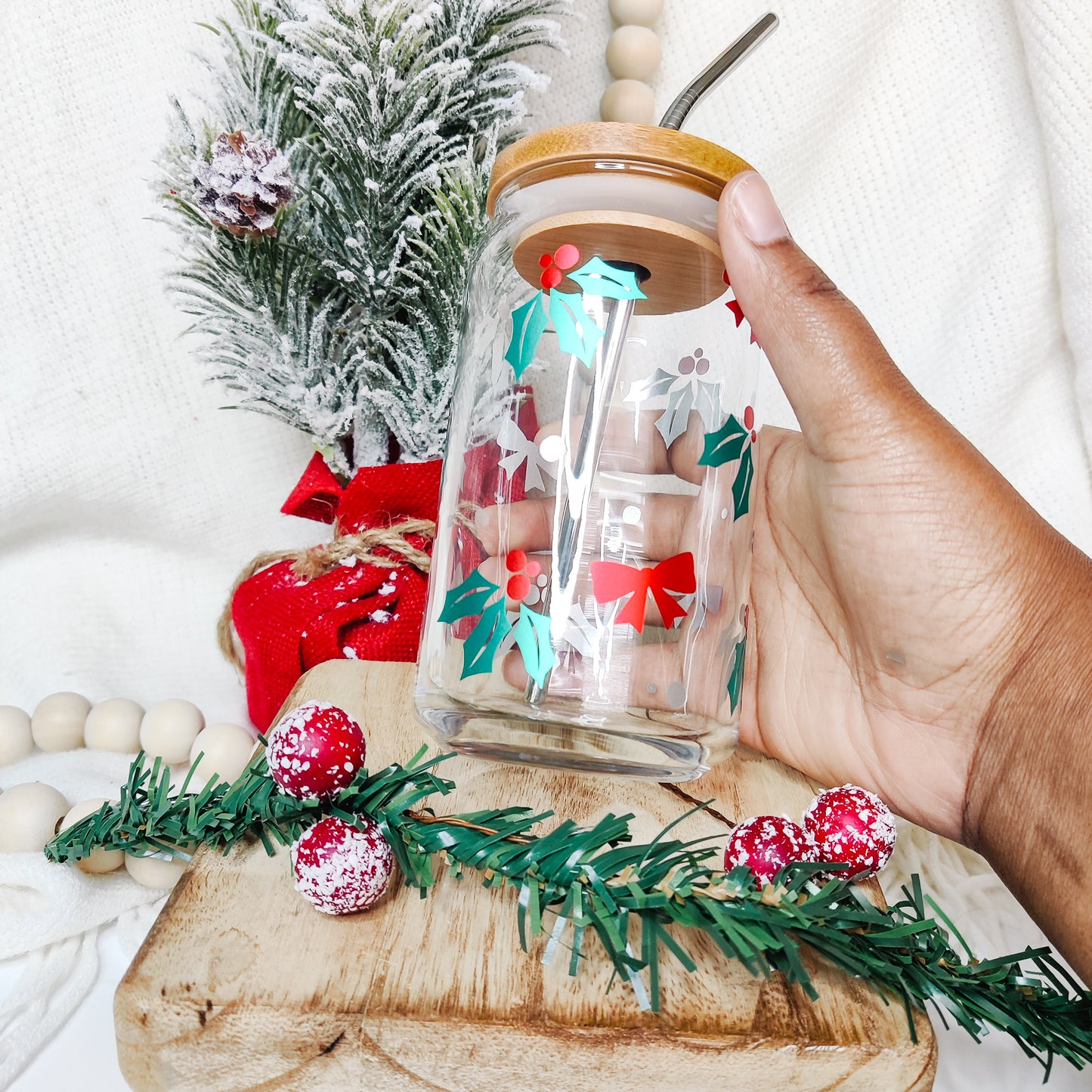 Mistletoe Can Glass Cup