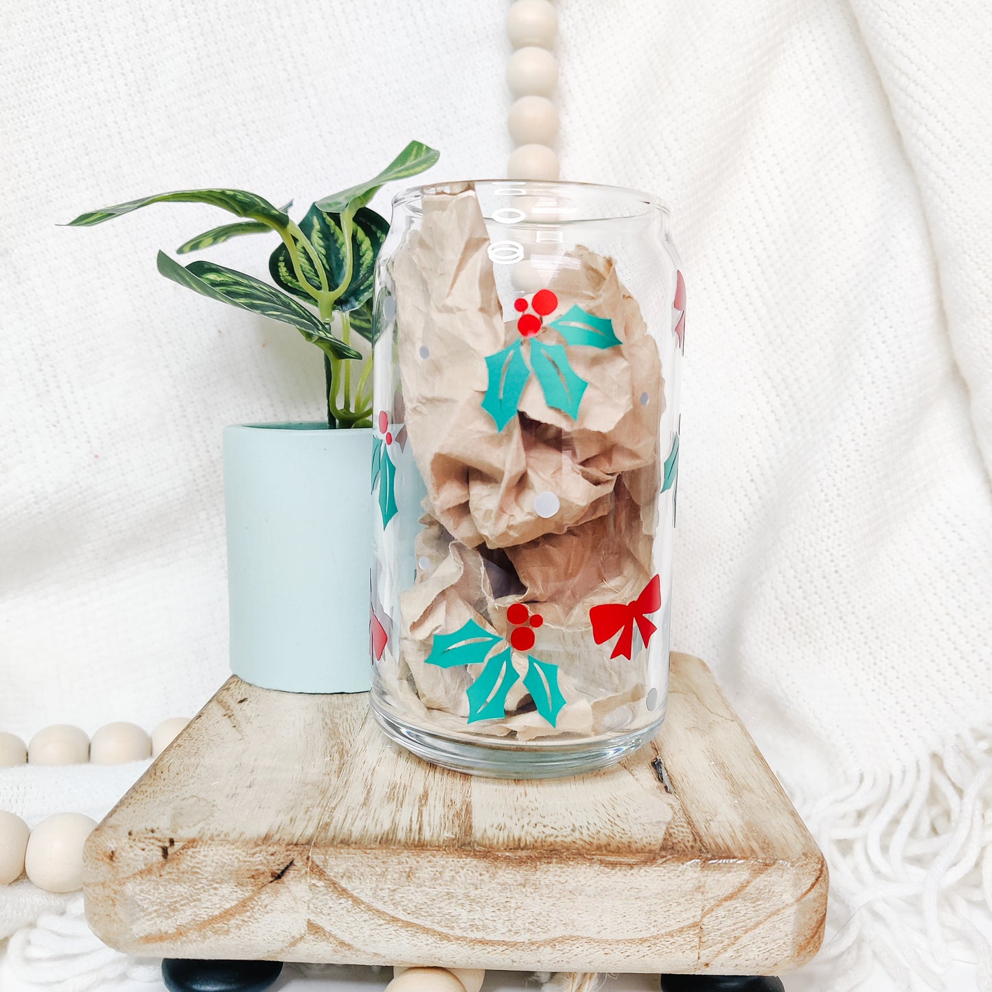 Mistletoe Can Glass Cup