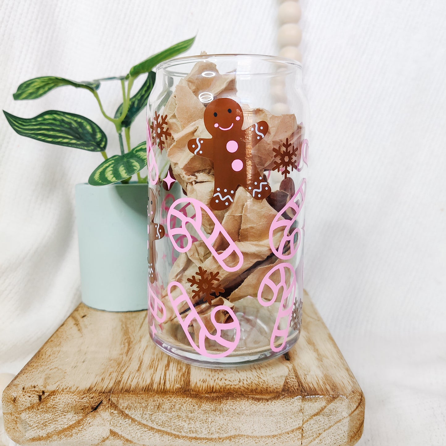 Gingerbread Men Can Glass Cup