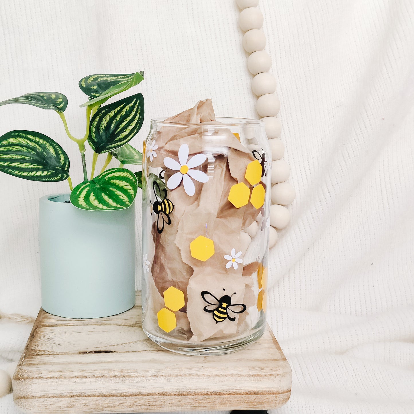 Bumblebee Can Glass Cup
