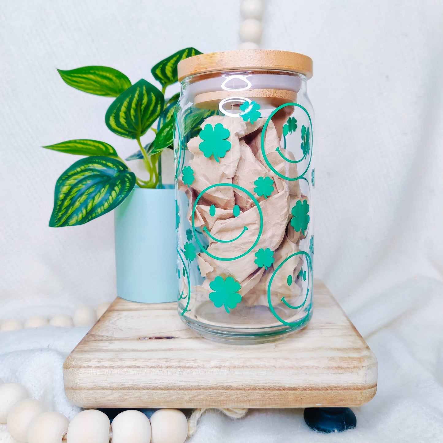Clover Smiles Can Glass Cup
