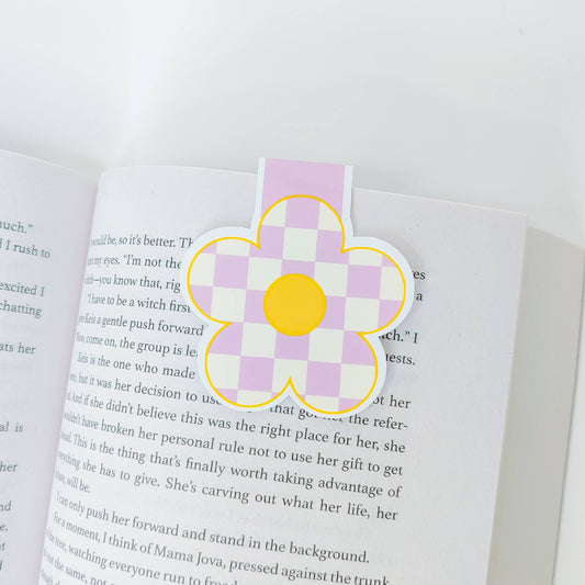 Lavender Checkered Daisy Magnetic Bookmark