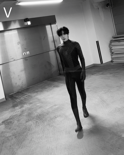 Engraved Yunho Superhero Photocard