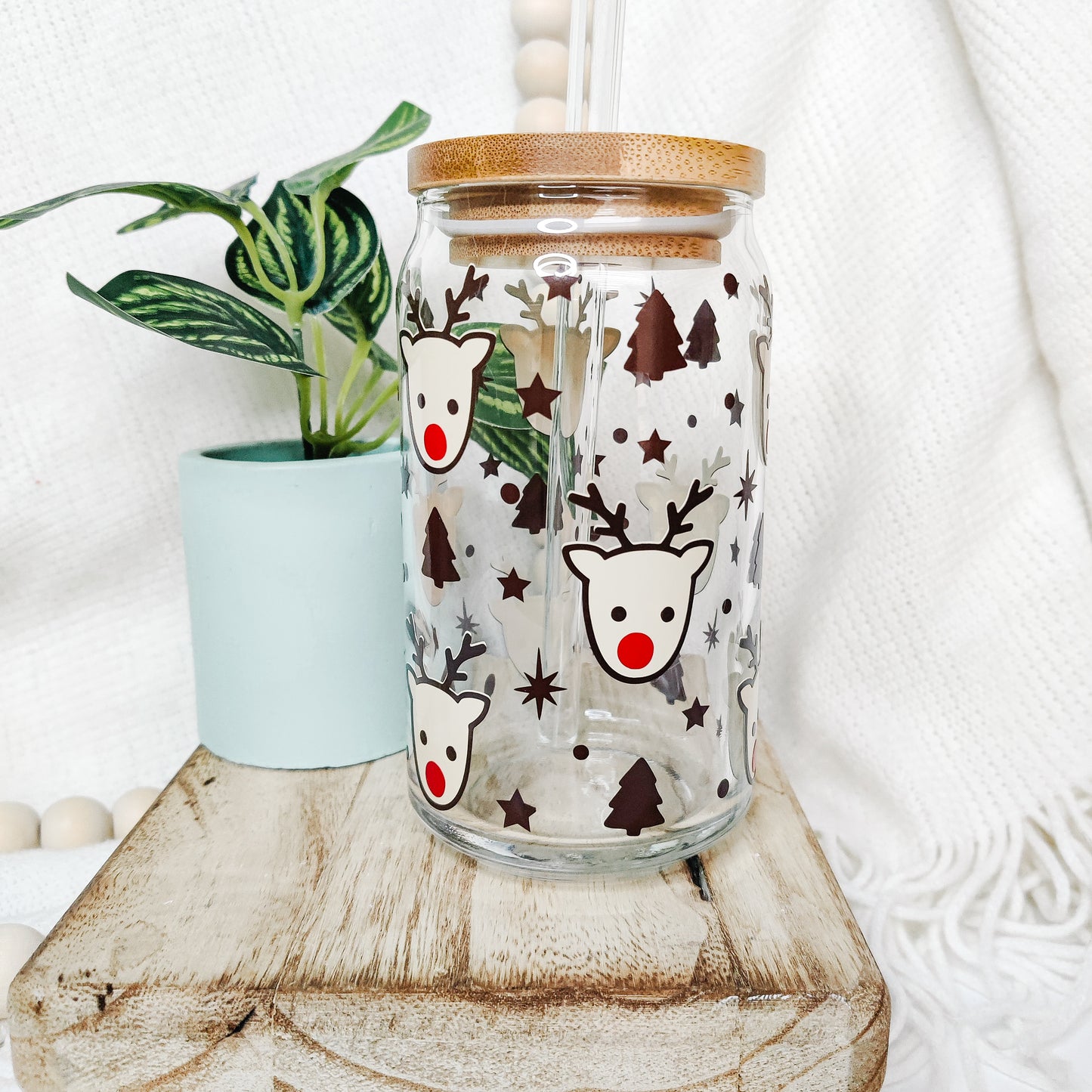 Reindeer Can Glass Cup